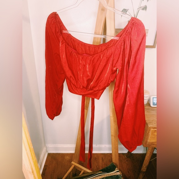 Red, cropped satin-like, long sleeve blouse, fabric for wrapping, banded bust. - Picture 1 of 3